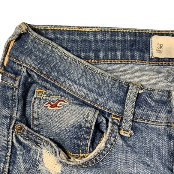 Hollister Straight Leg Slightly Distressed Jean - Picture 4 of 8